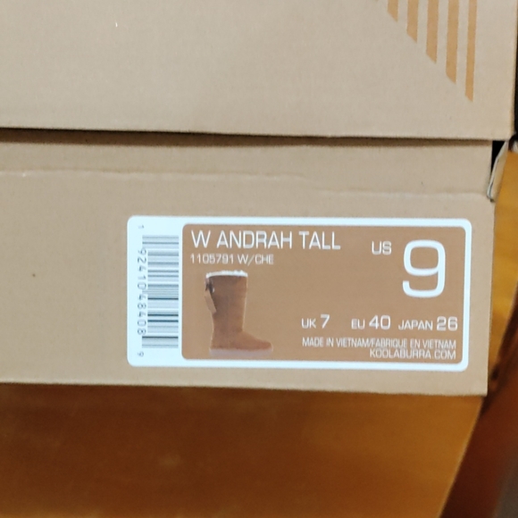 UGG Chestnut Andrah Suede Boot Women 9 - Picture 7 of 7